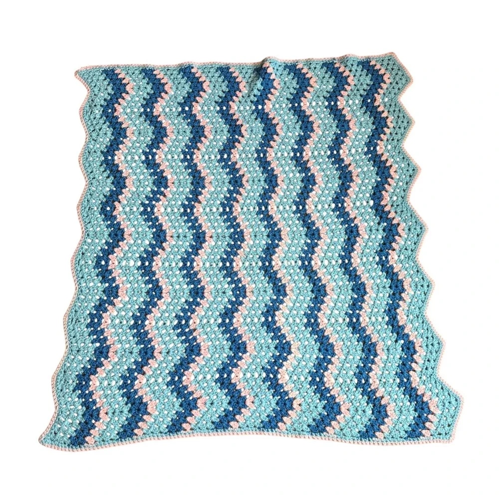 Vintage Hand made Crocheted Blue‎ Pink Baby Lap Blanket 40 x 44 inches